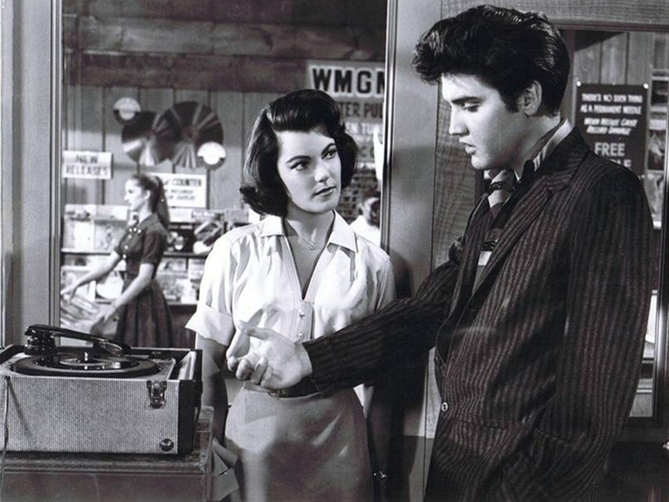 179 - 1957 Jailhouse Rock Record Shop Scene